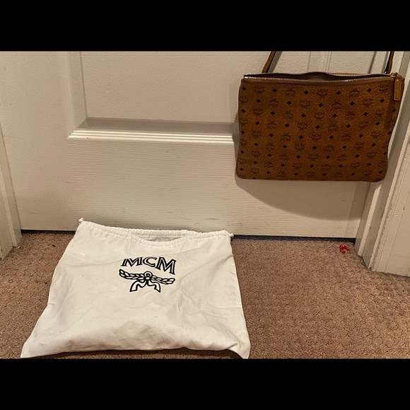 MCM Visetos Pouch Crossbody Bag - Picture 6 of 6